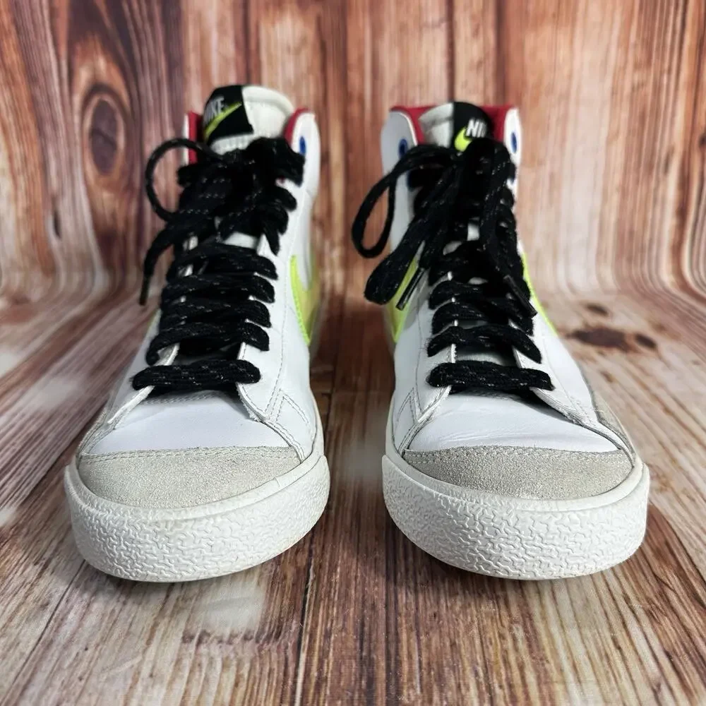 Nike BLAZER Mid 77 White Mystic Youth Size 7Y Athletic Shoes Sneakers Boys Girls